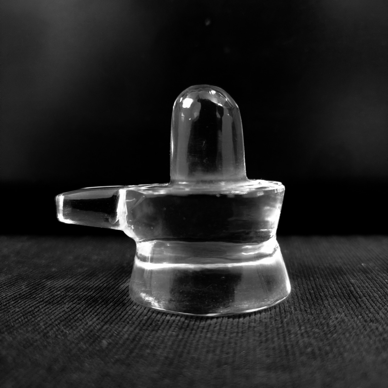 Hiraola's Product Image